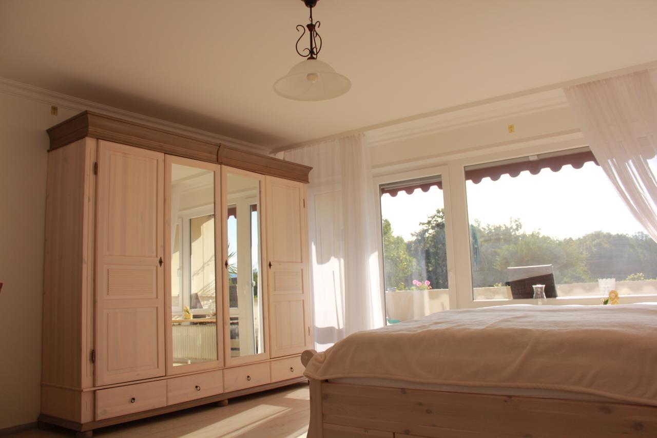 Mariaprimavera Apartment Am Kurpark Mit Schwarzwaldblick * * * * バート・クロツィンゲン エクステリア 写真